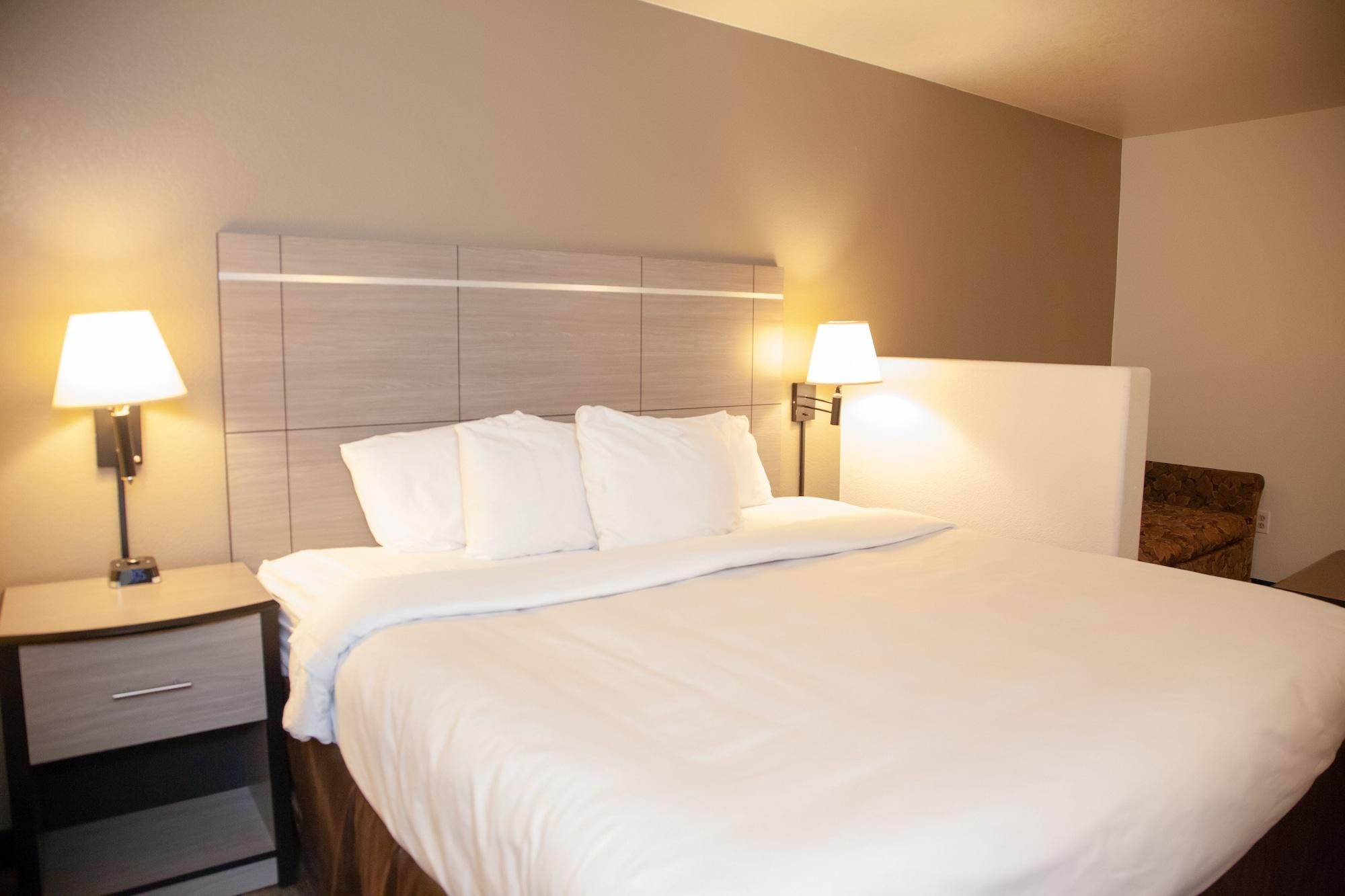 Econo Lodge Pueblo Extérieur photo
